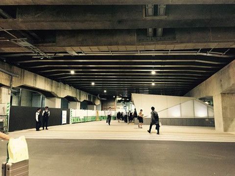 2.いつでも吸えて安心!新宿駅東南口駅前広場