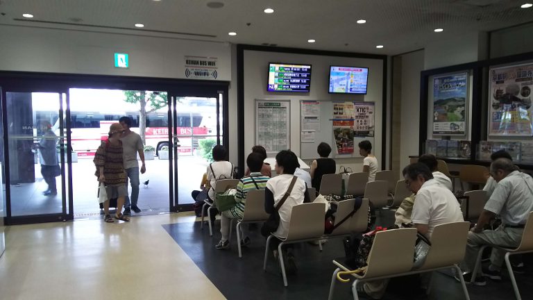 3.乗り場案内