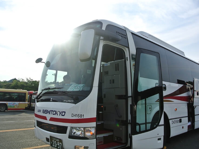 西東京バスの高速バスってどんな感じ？設備・料金・これから（インタビュー前編）