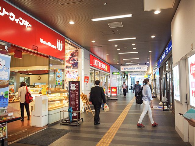 3.高松駅高速バスターミナルの近くに何があるのか