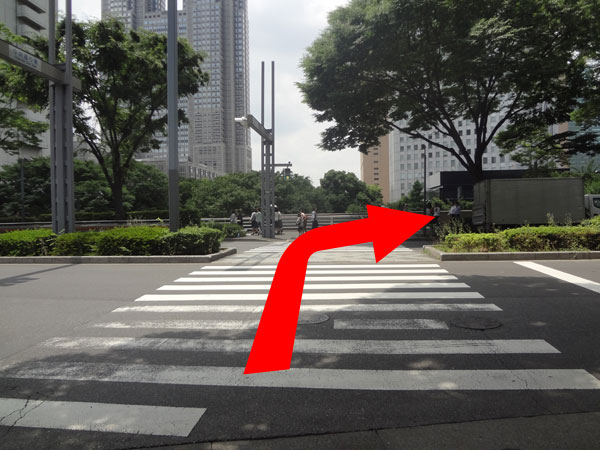 3.写真で見るJR新宿駅西口アクセス