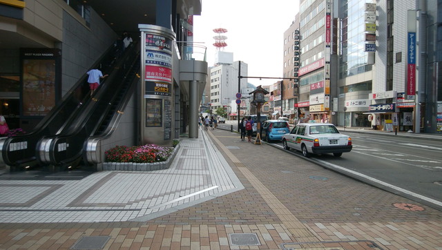 2.バス乗り場へのアクセス方法