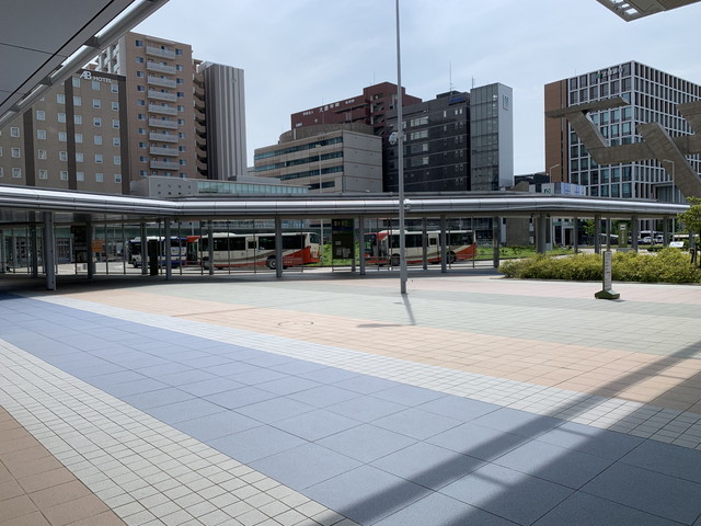 2.金沢駅西口