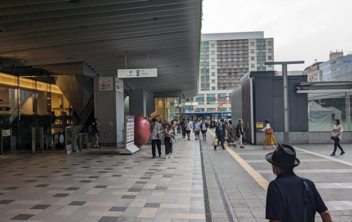 3. 博多駅からHEARTSバスステーション博多へのアクセス