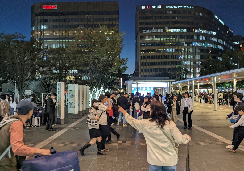 3. 博多駅から博多バスターミナルへのアクセス