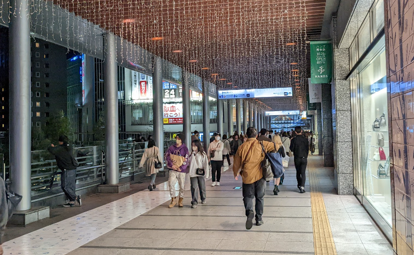 3. 博多駅から博多バスターミナルへのアクセス